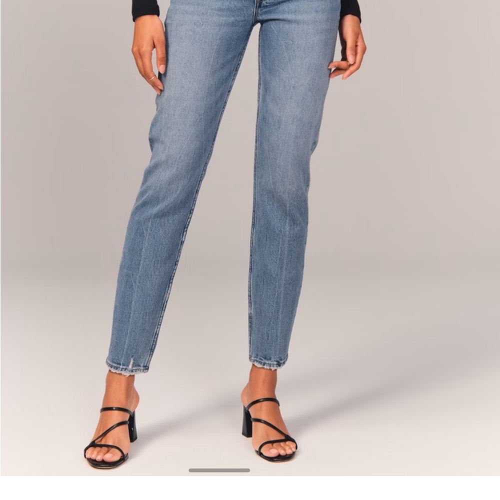 Abercrombie High Rise Mom Jeans